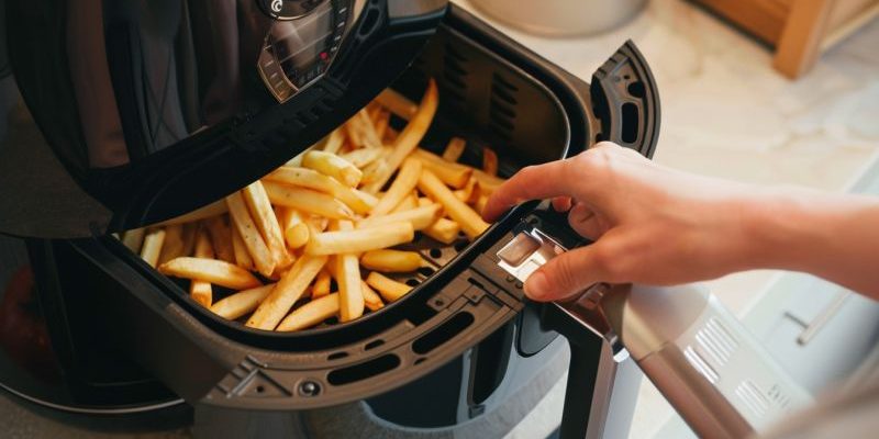 An air fryer allows you to cook food quickly and more conveniently, and using less oil.